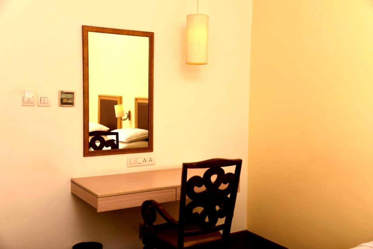 Hotel Sabareesh Park マドゥライ エクステリア 写真